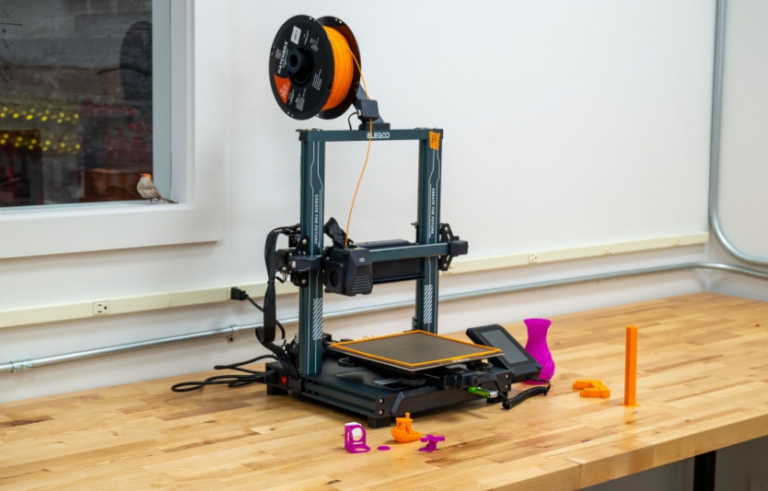 Elegoo Neptune 4 Pro: можливості 3D друку, технічна еволюція та швидкість нового покоління